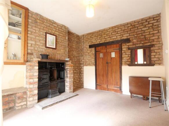 3 bed Terraced for sale Image 12