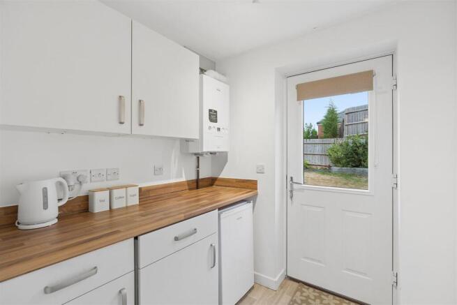 58 Farrant Road-HR2.jpg