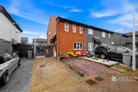 Dryden Place, Tilbury, RM18