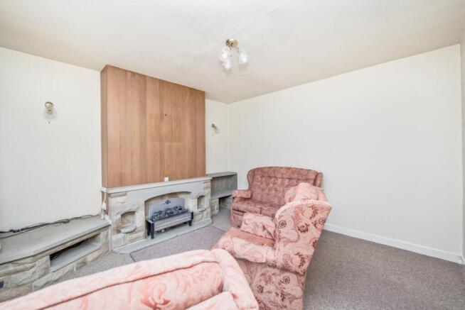 Acre Drive, Eccleshill, Bradford, BD2 photo 4