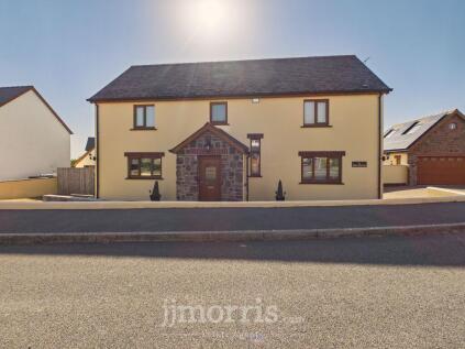 Maes Ffynnon, Roch, SA62