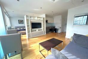 Flat 62, 76 Trident House, Station Road, Hayes UB3 4FP