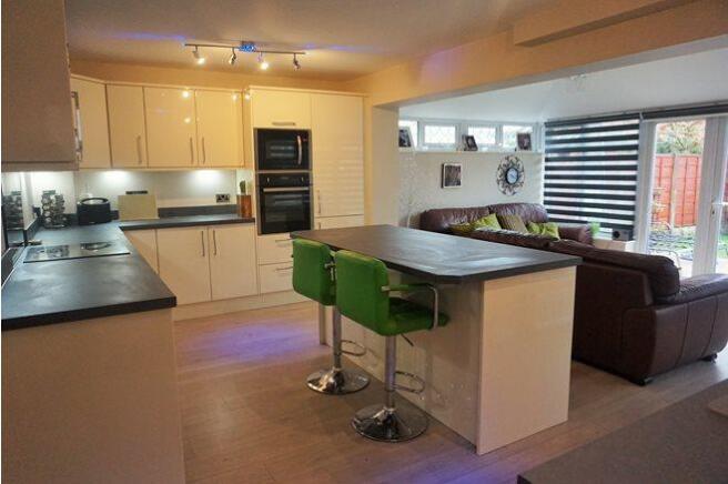 Kitchen / Breakfast
