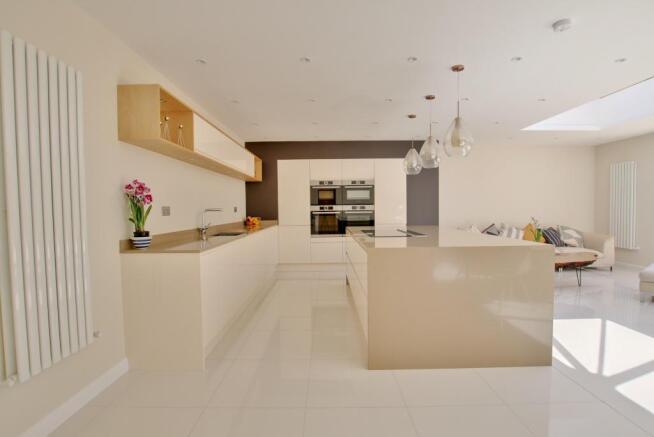 KITCHEN AREA