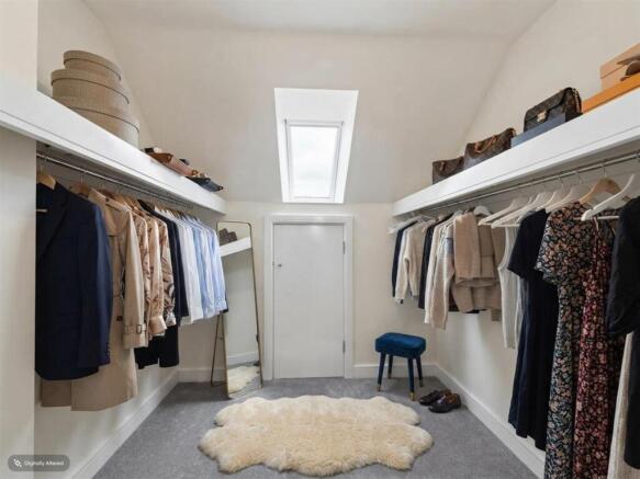 Walk-In Wardrobe