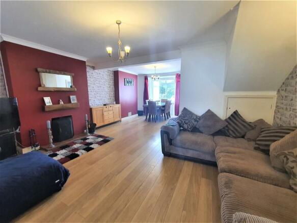 Open Plan Lounge/Dining Room
