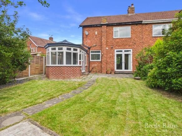 3 bed Semi-Detached for sale Image 2