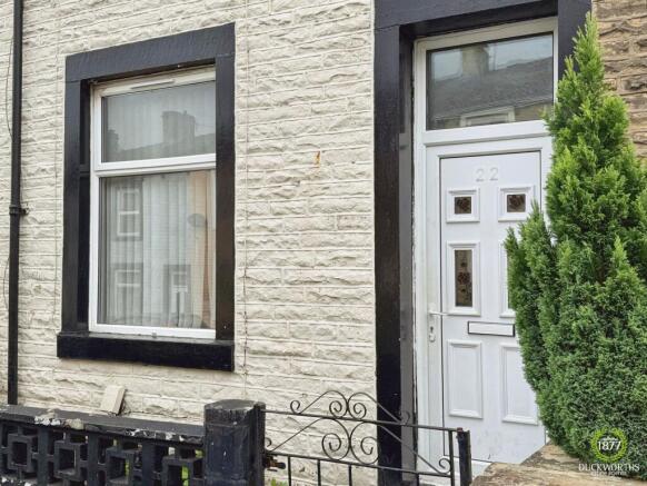 3 bed Terraced for sale Image 10