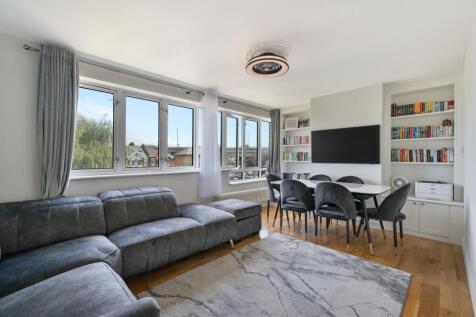 Burden Close, Brentford, London, TW8
