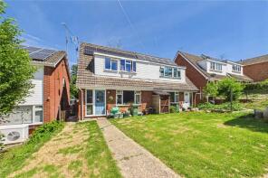 30, Sandbrooke Walk, Burghfield Common, Reading RG7 3HX