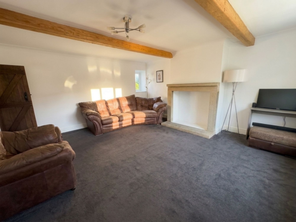 2 bed Cottage for sale Image 3