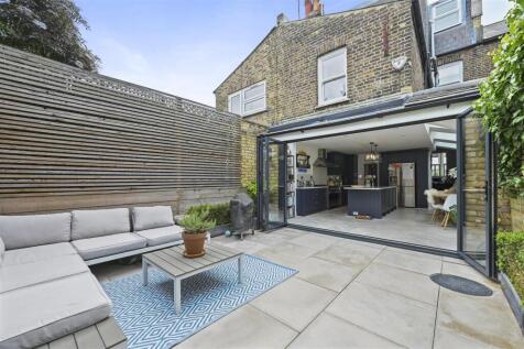 Hadyn Park Road, London W12