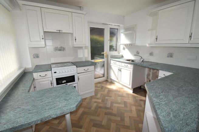 2 bed Bungalow to rent Image 2