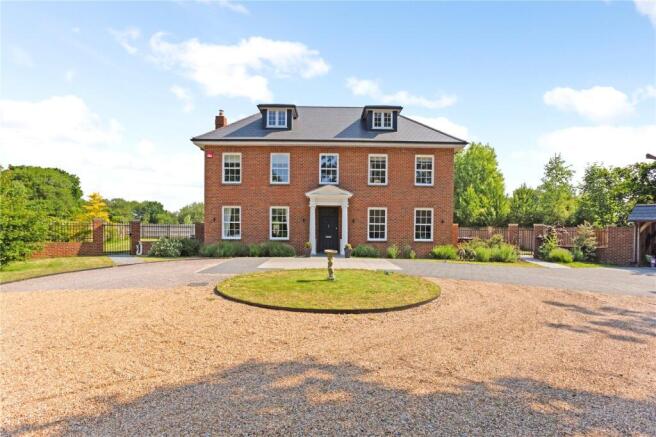 5-bed detached on Main Road, Chichester, PO18, £1,100,000