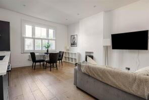 First Floor Flat, 17, Thornton Avenue, London SW2 4HL