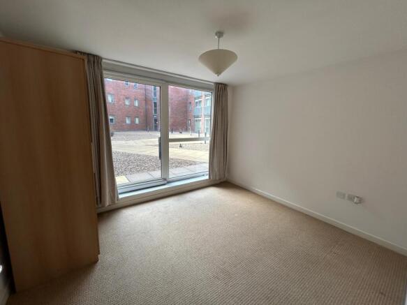 1 bed Flat for sale Image 6