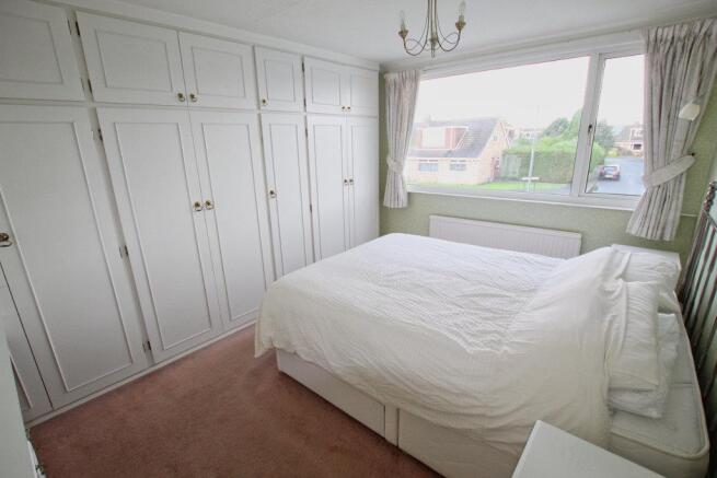BEDROOM 1 (FRONT)
