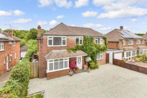 8, Heather Drive, Tenterden TN30 6PL