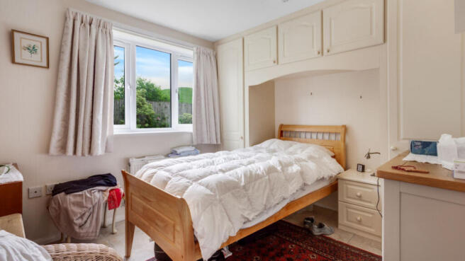 2 bed Flat for sale Image 4