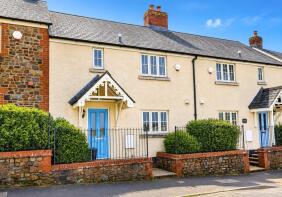 4, Meadowhayes, Minehead TA24 8BG