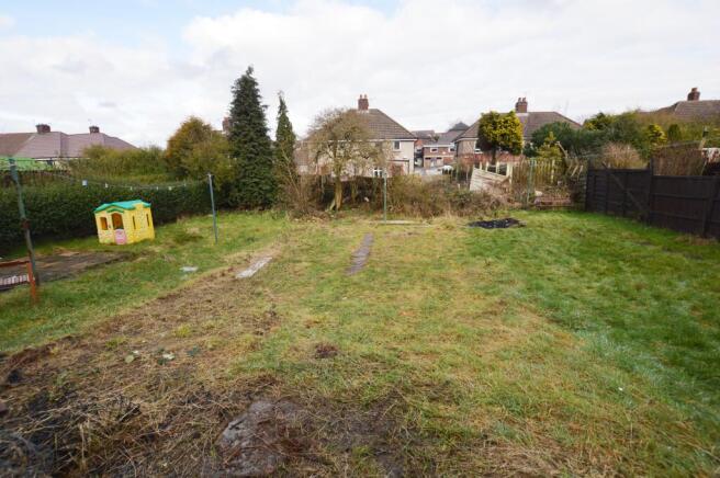 2 bed Terraced to rent Image 10