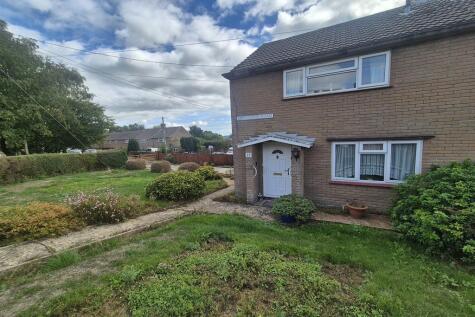 Langmead Road, Crewkerne, TA18