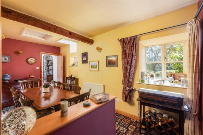 3 bed Detached for sale Image 10