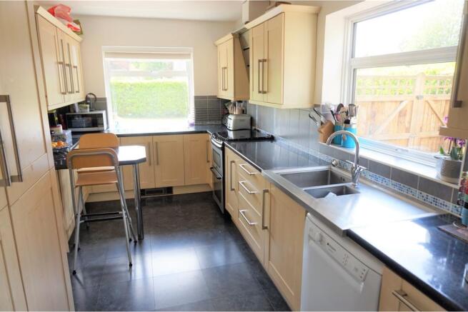 Kitchen / Breakfast