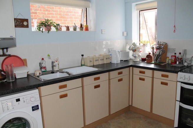 Photo 3