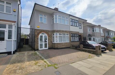 Canon Avenue, Chadwell Heath, RM6