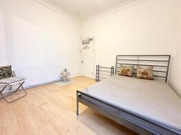 5a, High Street, Wanstead, London E11 2AA