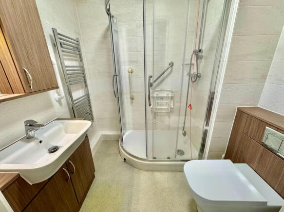 1 bed Apartment for sale Image 10