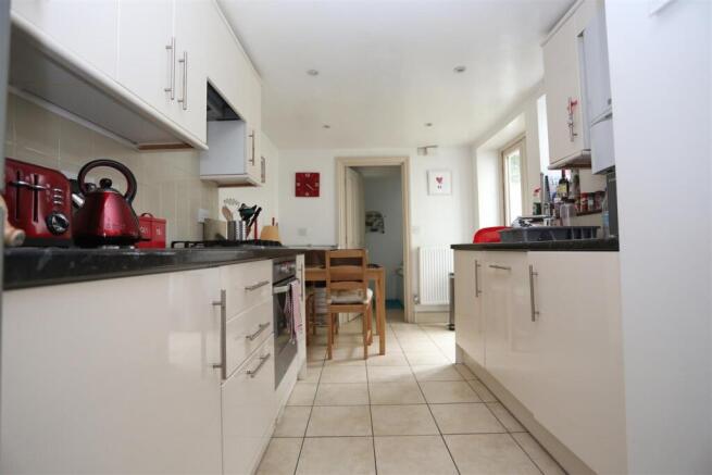 69a Ditchling Rise kitch.JPG