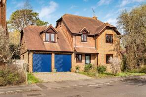 8, Kingswood Rise, Four Marks, Alton GU34 5BD