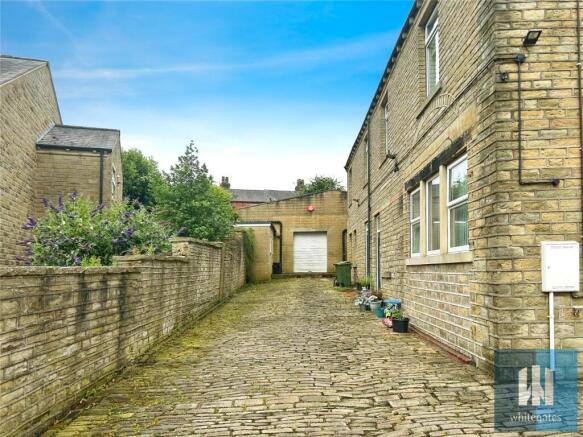 Not Specified to rent Image 9