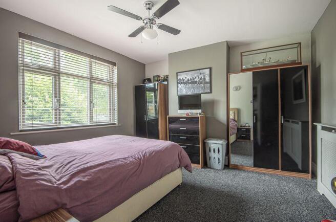 Bedroom 2 (Double)