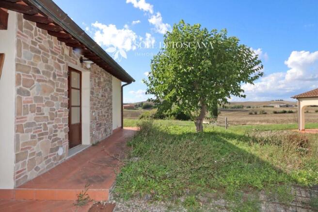 Valdorcia-Pienza_1-bedroom_apartment_for_sale (24)