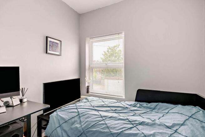 2 bed Terraced for sale Image 8