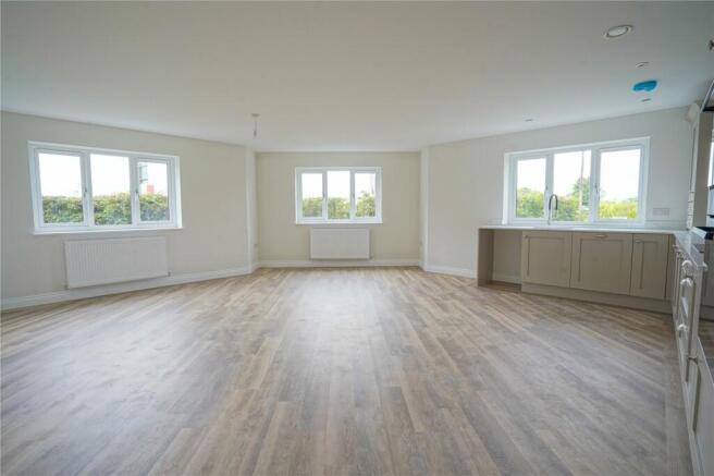 2 bed Apartment for sale Image 11