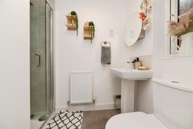 3 bed Semi-Detached for sale Image 11