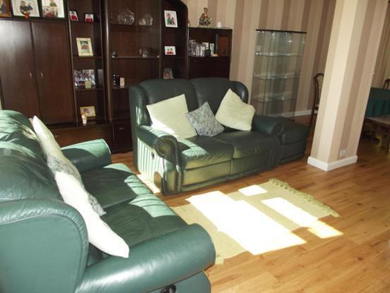 Lounge (Alt View)
