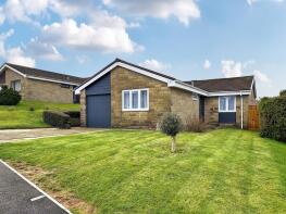 14, Woodbury Way, Axminster EX13 5RE
