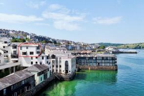 4, Jacketts Steps, Packet Quays, Falmouth TR11 2UF
