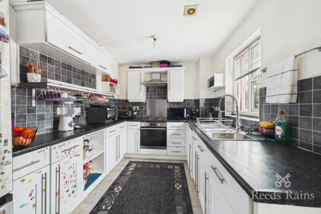 96, Cromwell Avenue, Stockport, Greater Manchester, SK5 photo 4