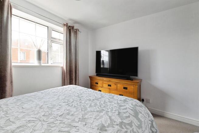 1 bed Apartment for sale Image 9