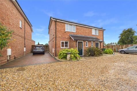 Lavers Lea, Sherborne St. John, Basingstoke, Hampshire, RG24