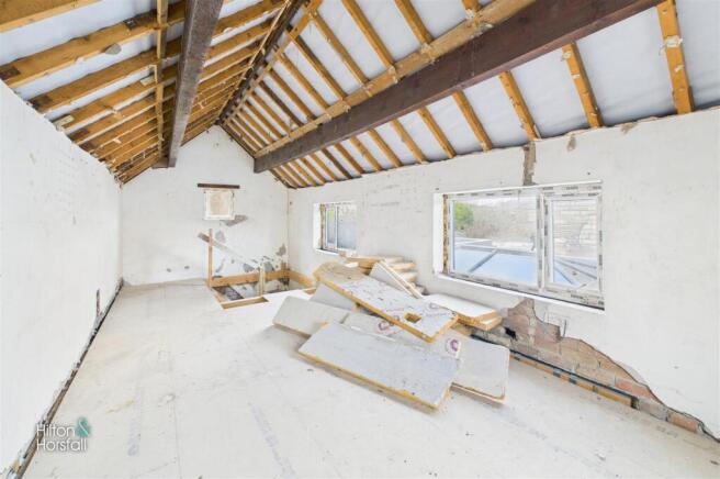 2 bed House for sale Image 8