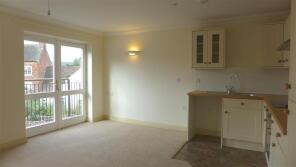 5 Weaver House, Chantry Court, Westbury BA13 3FE