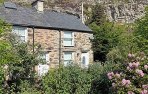 7, Tai Barlwyd, Blaenau Ffestiniog LL41 3RL