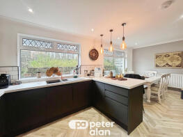 9 Woodlands, Heol Pandy, Llangeinor, Bridgend CF32 8RA